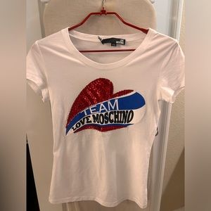 Love Moschino. Casual sequined T-shirt.